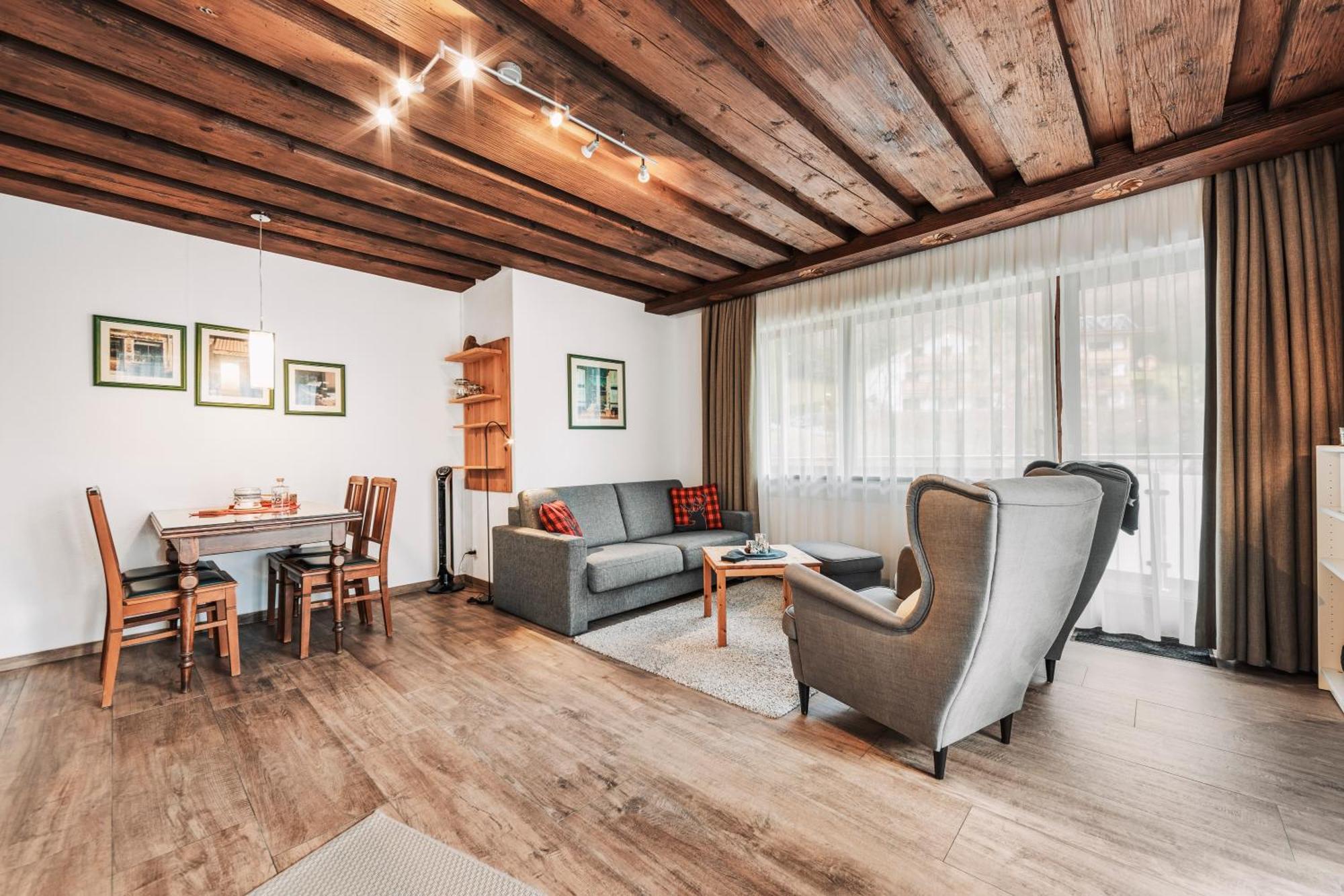 Herzblut Wohlfuehl Appartements 외치 외부 사진
